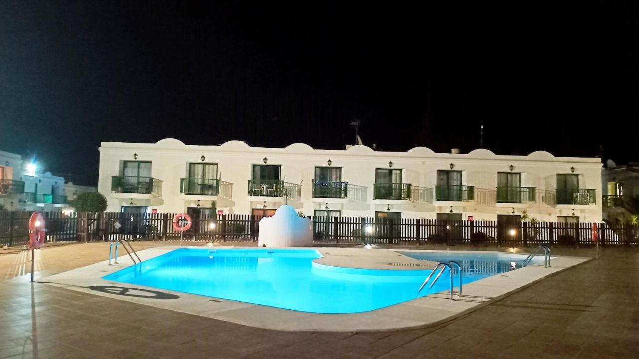 Surya Appartement Corralejo Buitenkant foto